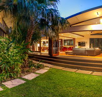 Pavilion Two at Broken Head - exclusive beachfront