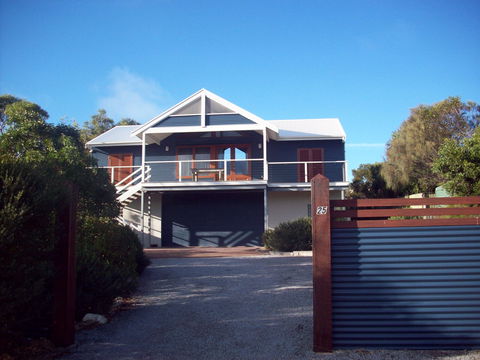 Top Deck Marion Bay - Accommodation Mermaid Beach 0