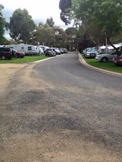 Young Caravan Tourist Park - Accommodation Mermaid Beach 2