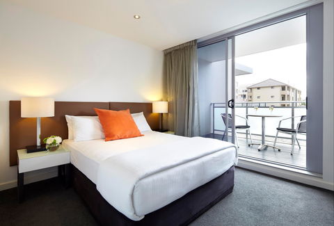 Adina Apartment Hotel Wollongong - Accommodation Mermaid Beach 2