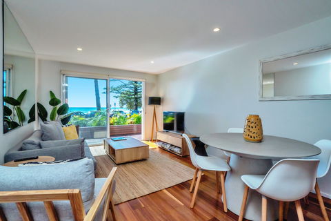 Bujerum Apartments On Burleigh - Accommodation Mermaid Beach 2