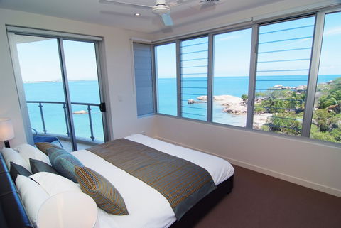 Coral Cove Apartments - Accommodation Mermaid Beach 2
