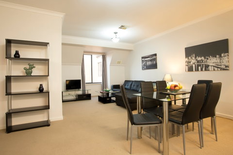 Regal Apartments - Accommodation Mermaid Beach 0