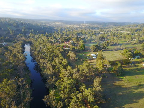 Sunnyhurst Chalets Farmstay - Accommodation Mermaid Beach 1