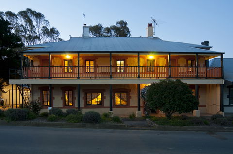 The Coffee Palace - Accommodation Mermaid Beach 0