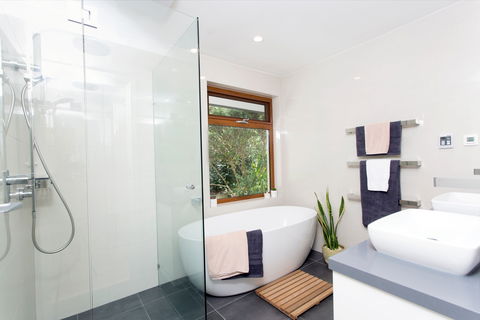Woodbury House - Accommodation Mermaid Beach 0