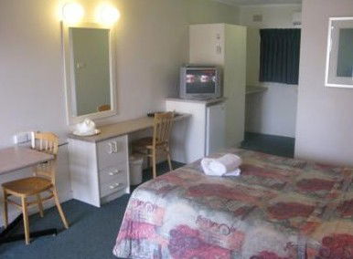 Clyde River Motor Inn - Accommodation Mermaid Beach 4