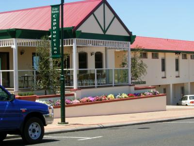 Augusta Hotel Motel - Accommodation Mermaid Beach 0