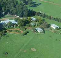 Harvey Hills Farmstay Chalets - Accommodation Mermaid Beach