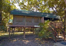 Lions Den Hotel - Accommodation Mermaid Beach 1
