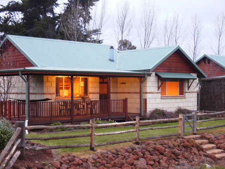 Clover Cottage Country Retreat - Accommodation Mermaid Beach 2