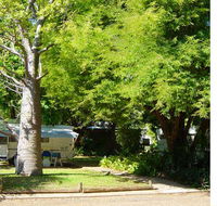 Town Caravan Park - Accommodation Mermaid Beach