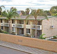 Como Apartments - Geraldton - Accommodation Mermaid Beach