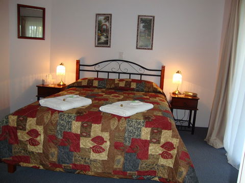 The Heights B&B - Accommodation Mermaid Beach 5