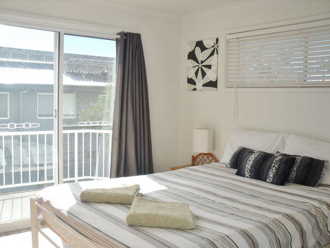 Beachcomber Apartments - Accommodation Mermaid Beach 1