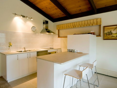 Chisholm Heights CBD Accommodation - Accommodation Mermaid Beach 2
