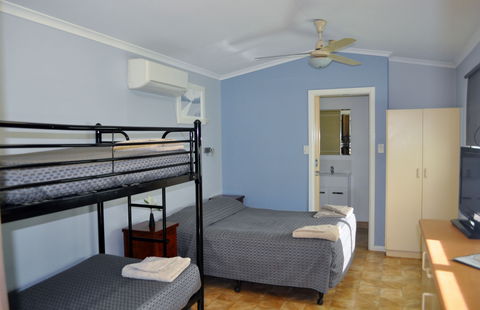 Daly Waters Historic Pub - Accommodation Mermaid Beach 2