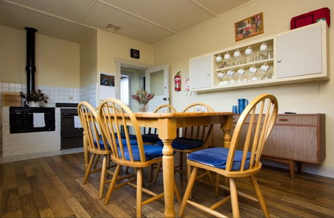 Lady Barron Holiday Home - Accommodation Mermaid Beach 1