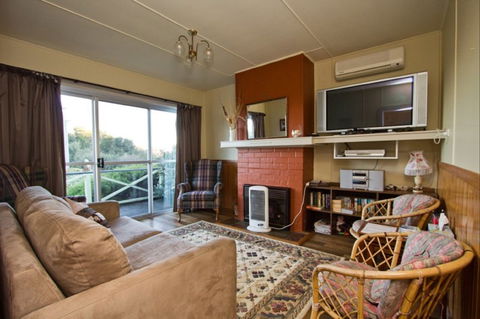 Lady Barron Holiday Home - Accommodation Mermaid Beach 2