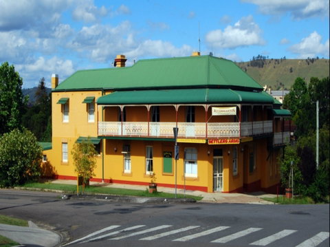 Settlers Arms Hotel - Accommodation Mermaid Beach 0