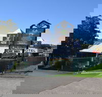 The Oaks Hotel Motel - Accommodation Mermaid Beach