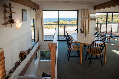 The Lookout - Accommodation Mermaid Beach 1