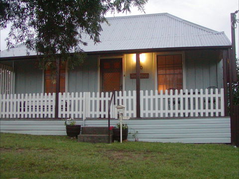 Tinonee Cottages - Accommodation Mermaid Beach 0