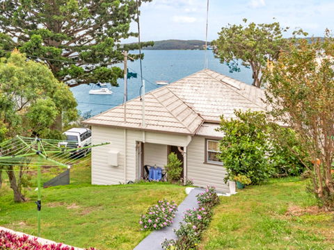 Tommy's Lakehouse - Accommodation Mermaid Beach 1
