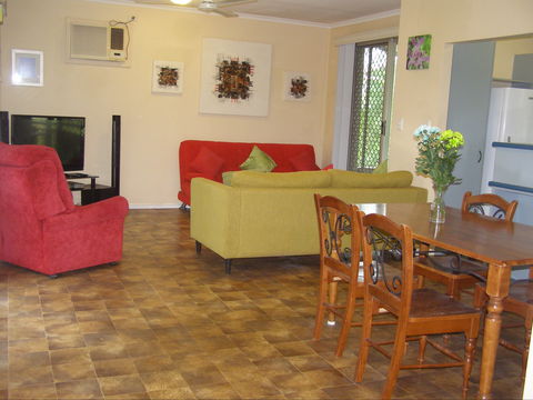 Wagait Beach Holiday Houses - Accommodation Mermaid Beach 2