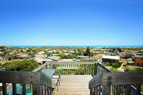 3 Henley Street - Goolwa Beach - Accommodation Mermaid Beach 0