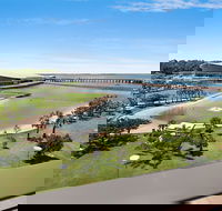 Akuna Waterfront - Accommodation Mermaid Beach