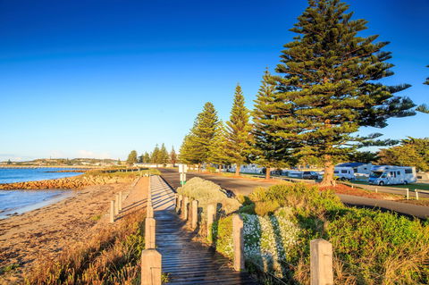 Beachport Caravan Park - Accommodation Mermaid Beach 0