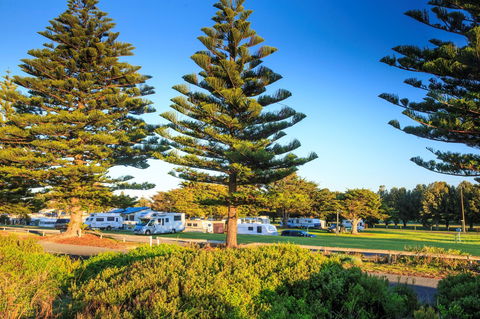 Beachport Caravan Park - Accommodation Mermaid Beach 1