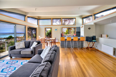Beachcomber House - Accommodation Mermaid Beach 0