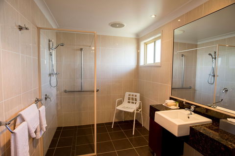 Best Western Plus All Settlers Tamworth - Accommodation Mermaid Beach 2