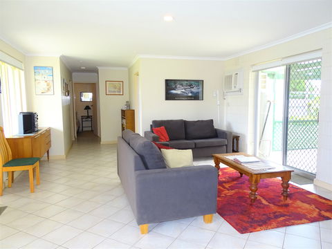 Blanche Place - Accommodation Mermaid Beach 1