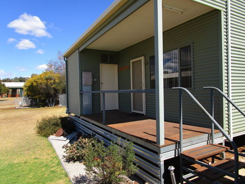 Caddy Shack Dunedoo - Accommodation Mermaid Beach 1