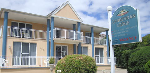 Canberran Lodge - Accommodation Mermaid Beach 0