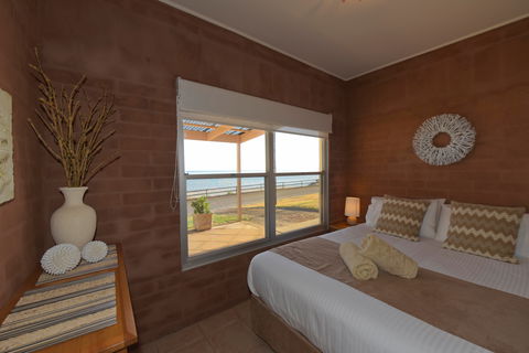 Cape View Cottage - Accommodation Mermaid Beach 1