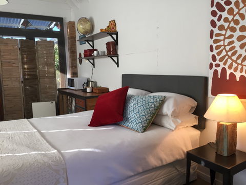 Casey Street Suite And Studio - Accommodation Mermaid Beach 2