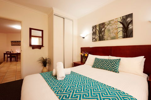 Coffee House Apartment Motel - Accommodation Mermaid Beach 0