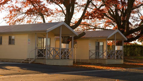 Colour City Caravan Park - Accommodation Mermaid Beach 0