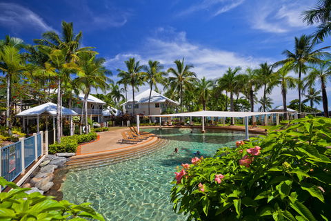 Coral Sands Beachfront Resort - Accommodation Mermaid Beach 2