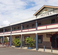 Crown Hotel Motel - Accommodation Mermaid Beach