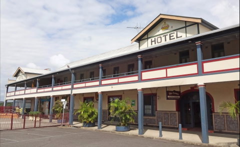 Crown Hotel Motel - Accommodation Mermaid Beach 0