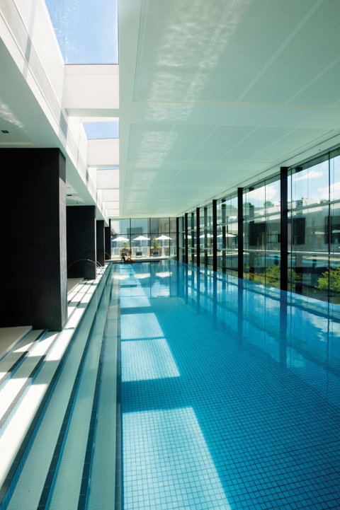 Crown Promenade Melbourne - Accommodation Mermaid Beach 2
