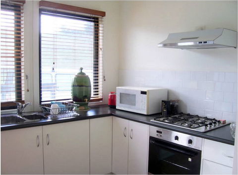 Cudgerie Little House - Accommodation Mermaid Beach 1