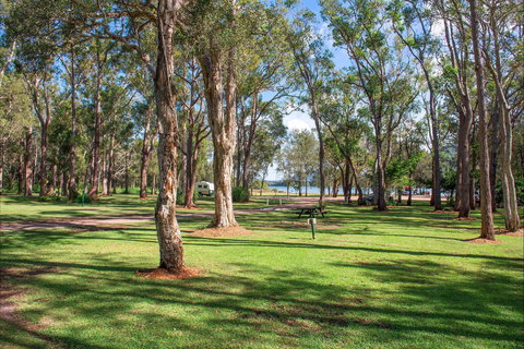 Diamond Waters Caravan Park - Accommodation Mermaid Beach 1