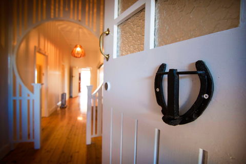Doreen's - Accommodation Mermaid Beach 0