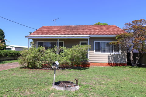 Driftwood At Blacksmiths - Accommodation Mermaid Beach 0